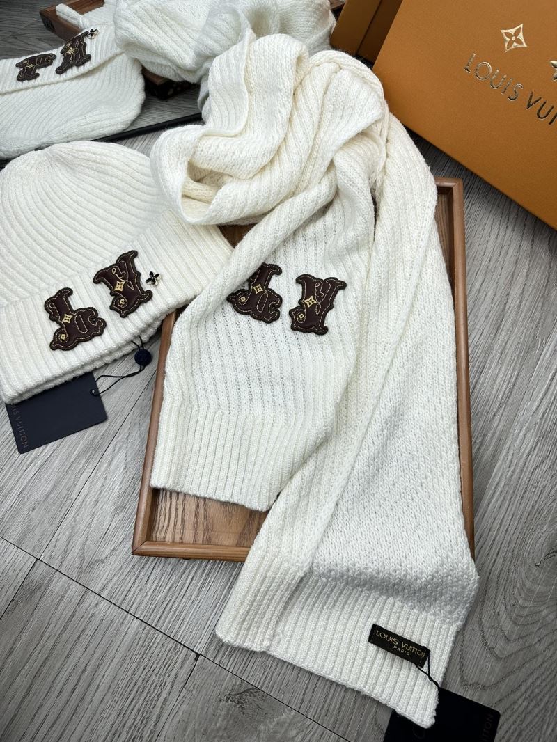 Louis Vuitton Caps Scarfs